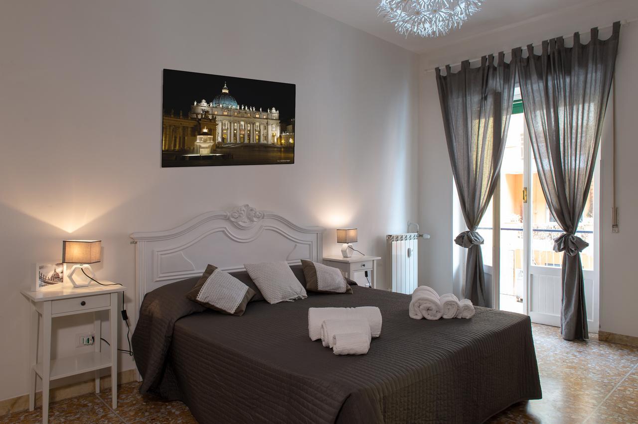Appartement House Bonifacio à Rome Extérieur photo