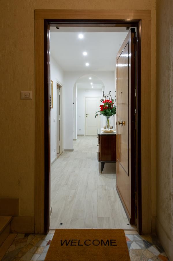 Appartement House Bonifacio à Rome Extérieur photo